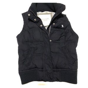Abercrombie & Fitch puffer vest